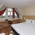 Ibis Centre Gare 3*