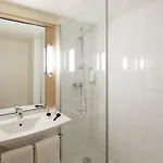 Ibis Centre Gare Otel 3*