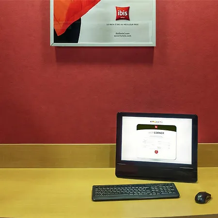 ホテル Ibis Centre Gare 3*