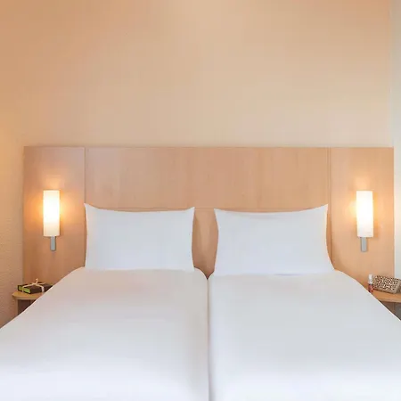 Ibis Centre Gare 3*