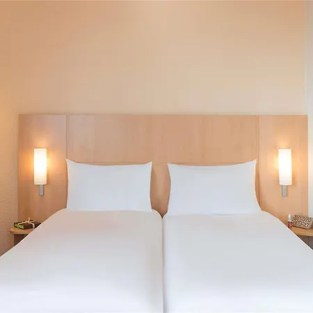 Ibis Centre Gare ホテル メス