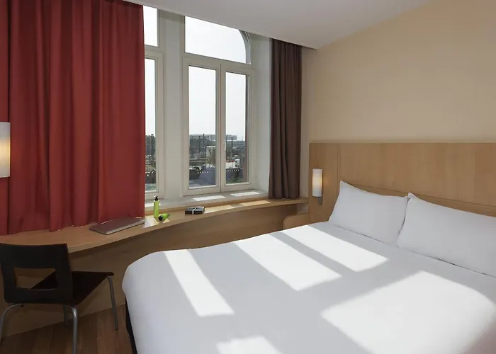 Ibis Centre Gare ホテル